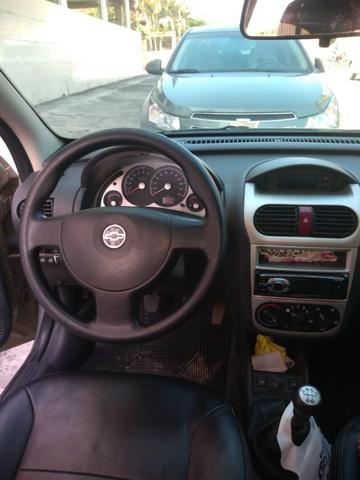 Corsa Sedan Premium 1.4 Banco de couro - Foto 4