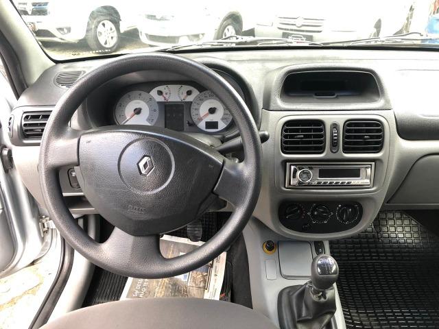 Renault Clio Sedan Expression 1.6 Completo 2008 - Foto 8