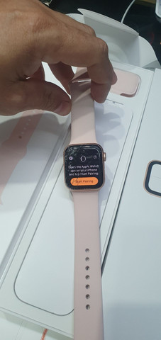 Apple Watch 4 de 40mm. Trincado