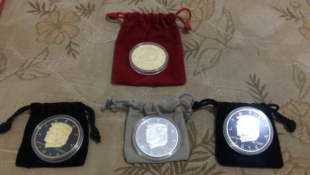 Conjunto de 5 Moedas Comemorativas Donald Trump - Foto 4