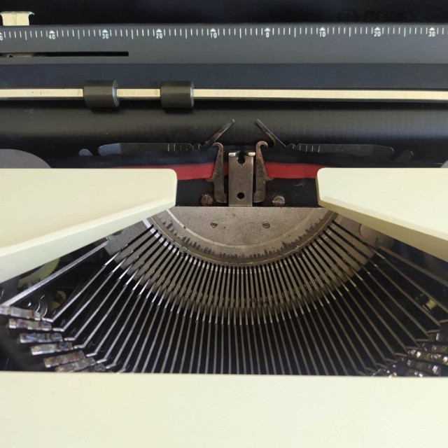 Máquina de escrever Remington 33 - Foto 4