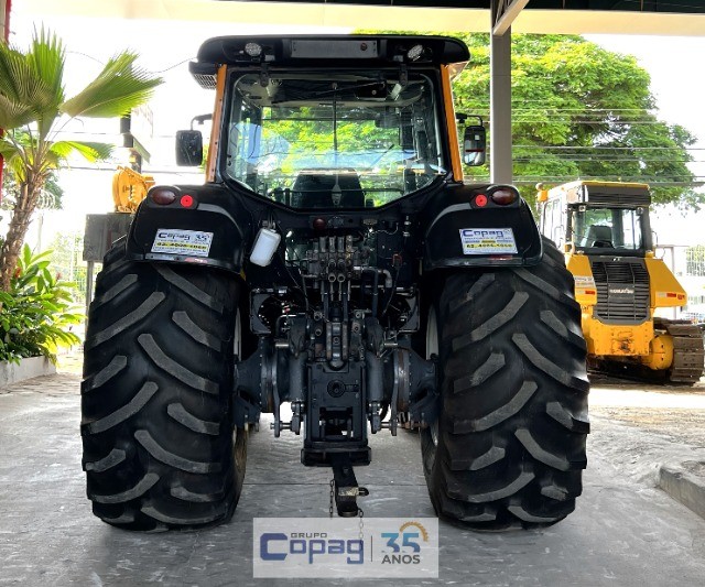 Trator de Pneus Valtra BH210 Ano 2014 - Foto 4