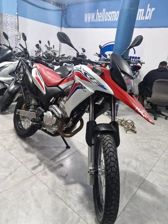 Honda xre 300 2017 aceito cartão 12x 18x 21x 1.8% aceito moto na troca fin 48x  - Foto 3