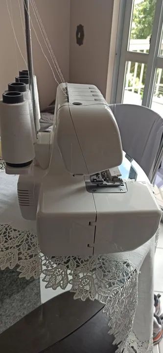 Máquina Overlok JANOME 7033D - Foto 2
