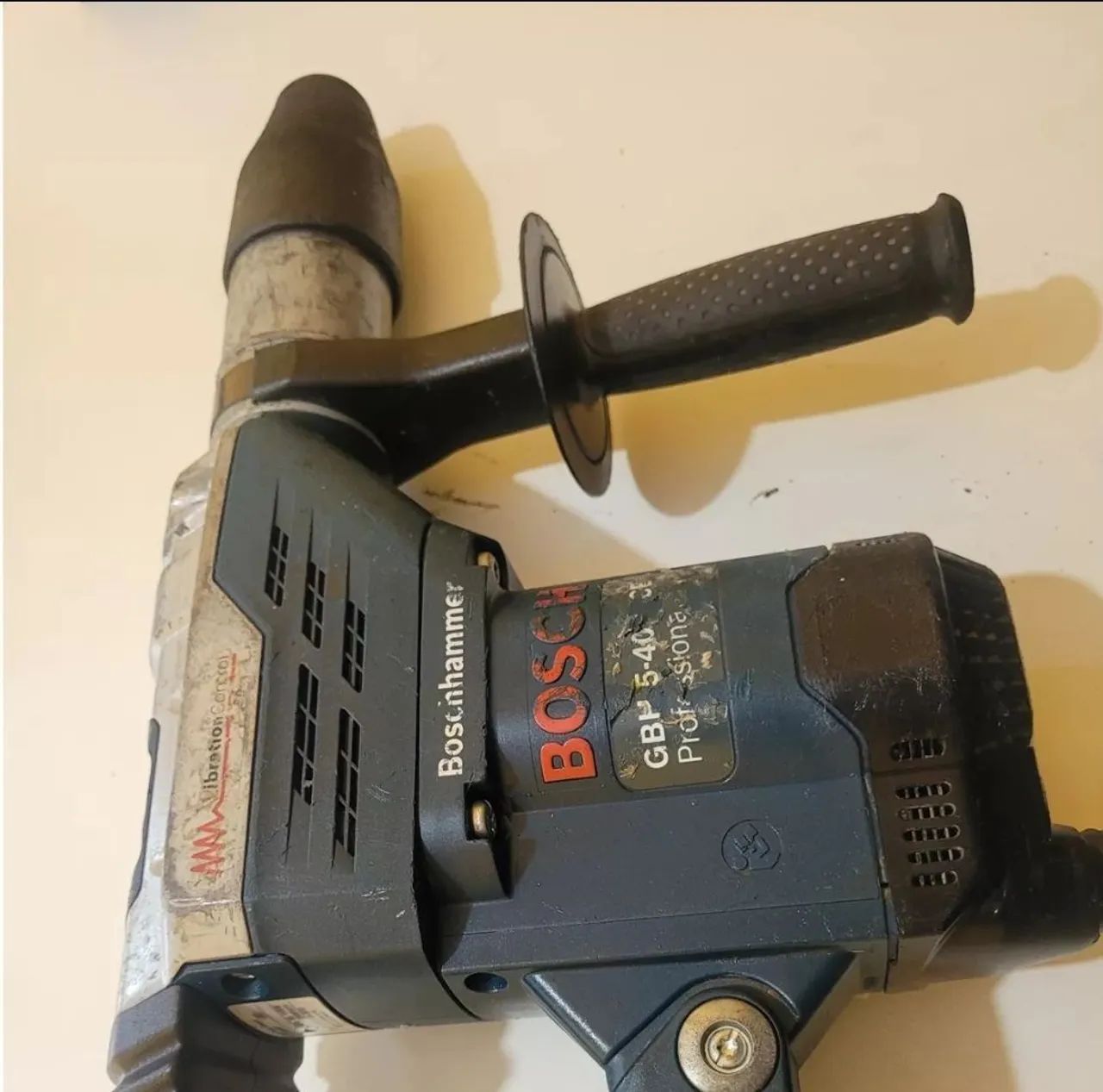 Martelo Rompedor  Perfurador Bosch GBH 5-40Dce profissional