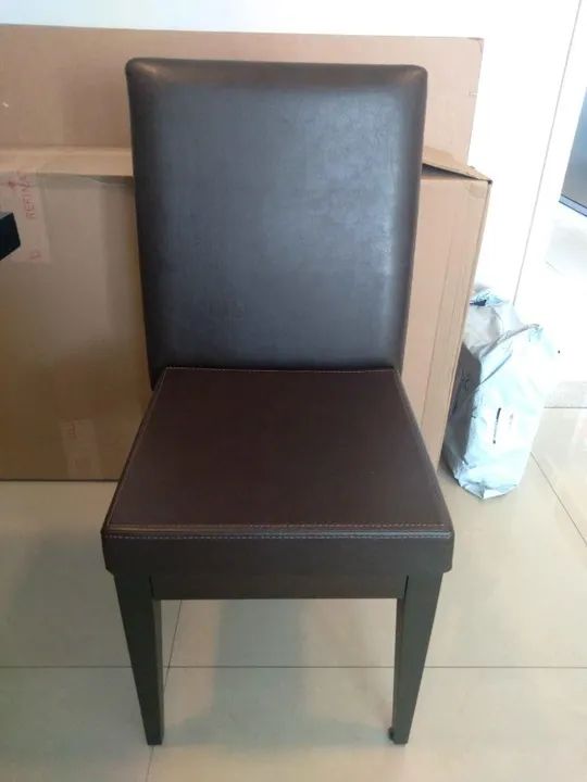 Cadeira de Jantar Fixa em MDF / Couro Marrom 95 cm x 47 cm x 49 cm