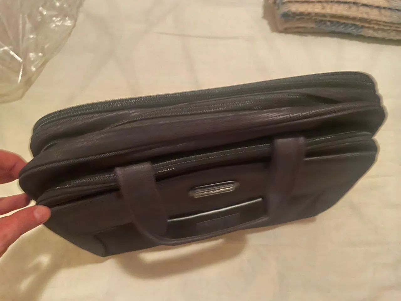 Pasta Executiva Travelcross preta - Foto 2