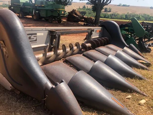 Plataforma de Milho GTS 8 Linhas - Foto 2