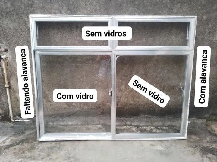 Janela de Alumínio 2 Folhas e basculantes 