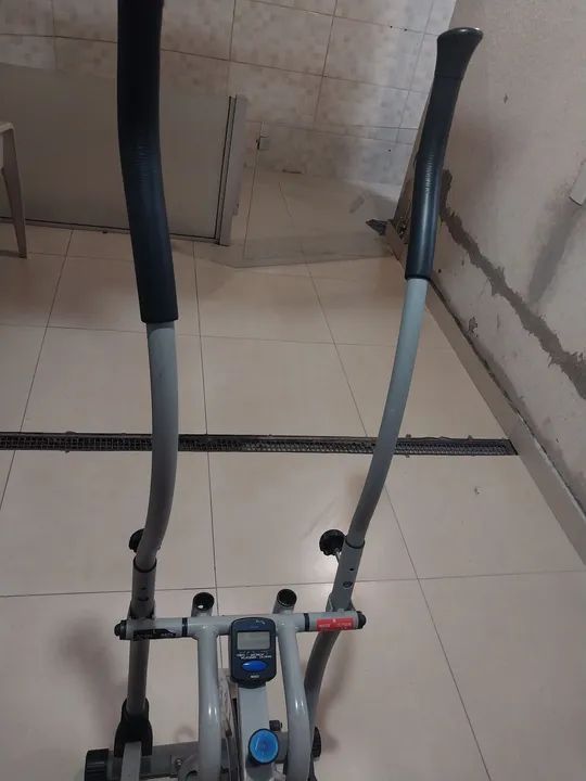 Elíptico Poli Shop - Ótimo estado! - Foto 6