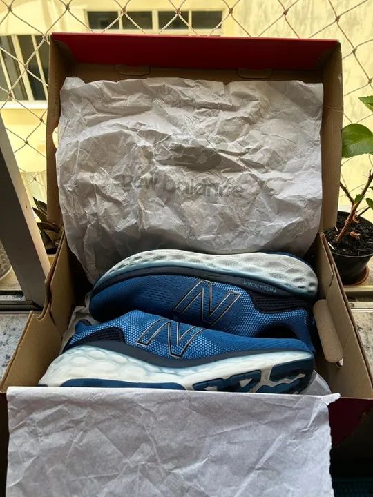 Tênis New Balance More V3 Azul Tam 42