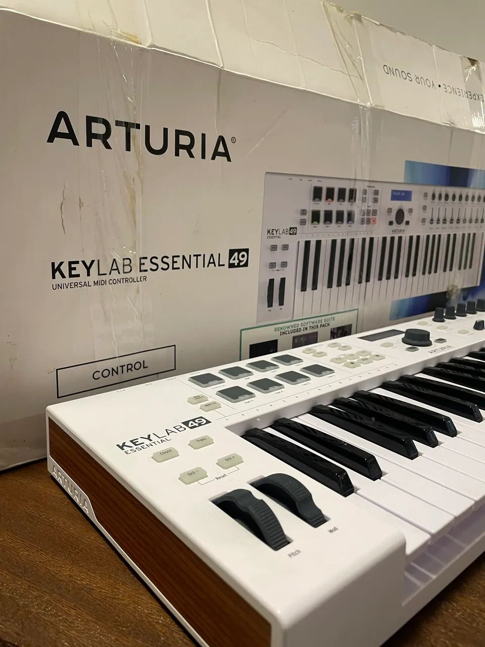Controlador/Teclado MIDI - Arturia  - Foto 2
