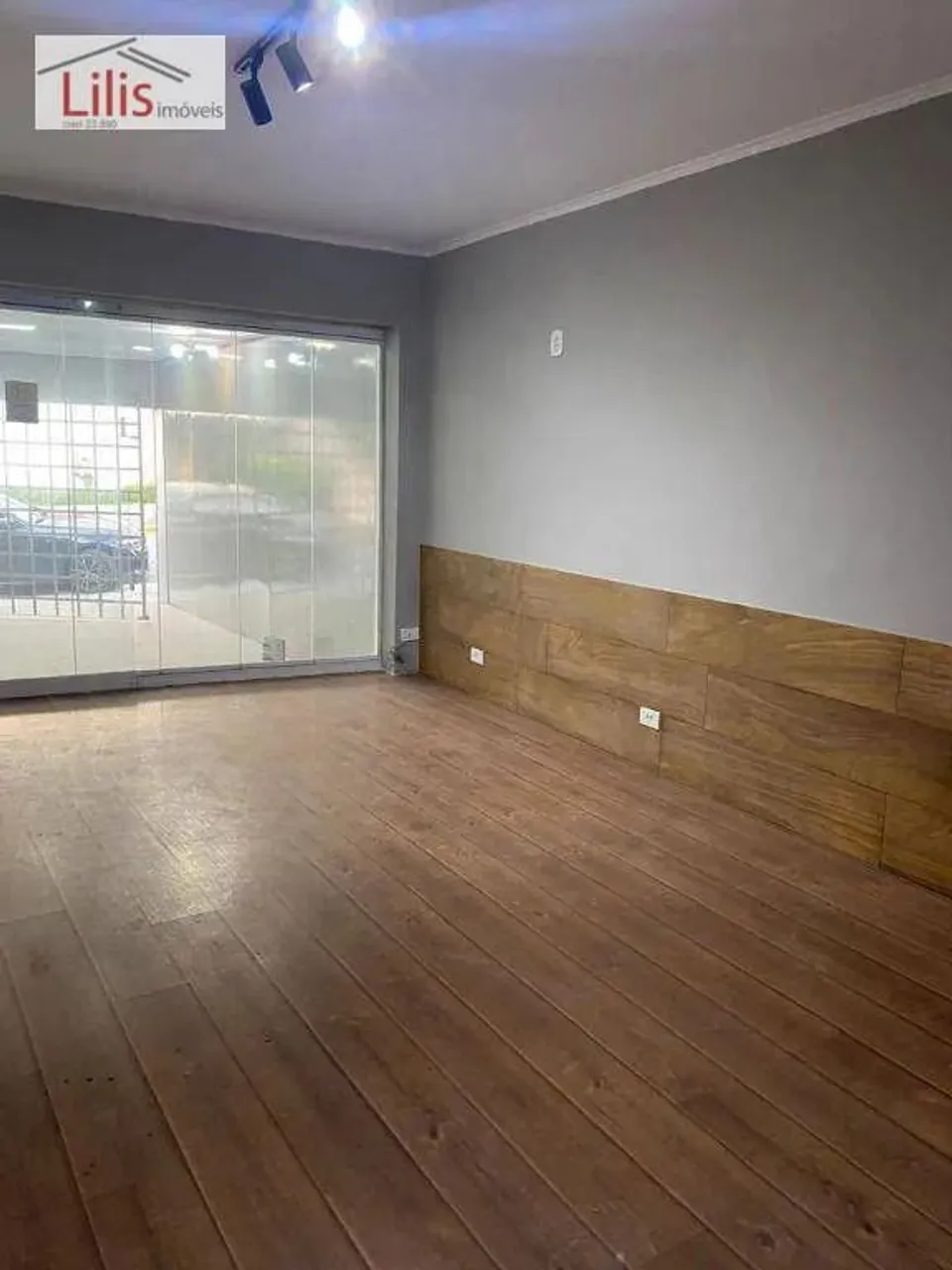 Sobrado comercial Tatuapé 5 salas 1 aga - Permuta Guarujá ou Anália