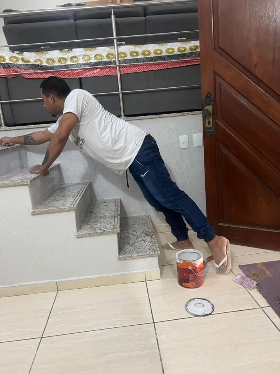 Trabalho com pintura serviços em geral  - Foto 2