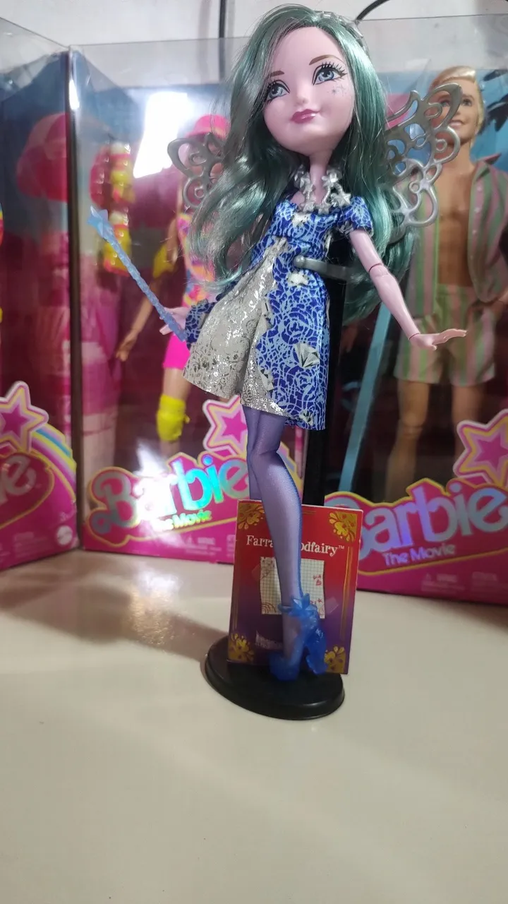 Boneca Ever After High Farrah Goodfairy