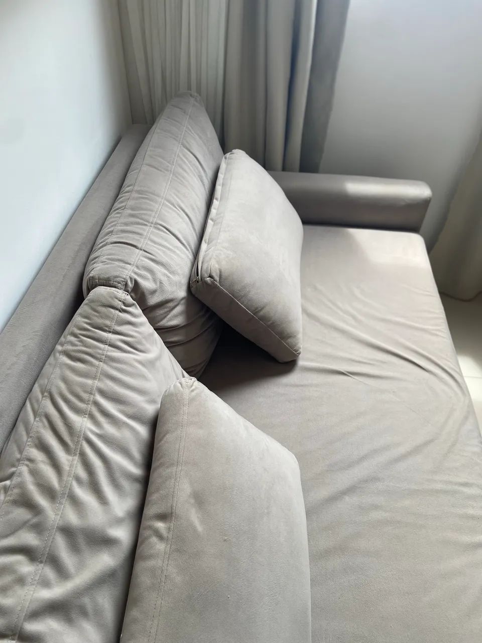 Sofá Cama Cinza - Veludo  - Foto 2