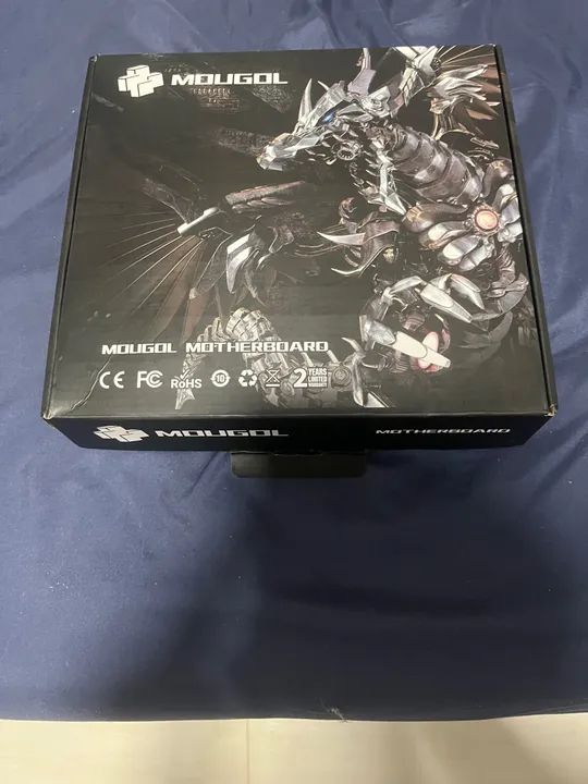 Placa Mãe - Intel Core i3 10100- Novinho