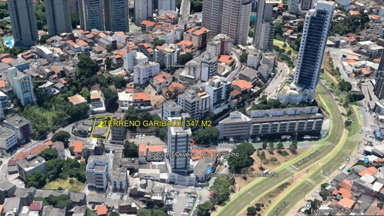 Terreno 347m² na Garibaldi Localização Privilegiada próximo ao Centro Médico Cárdio Pulmo