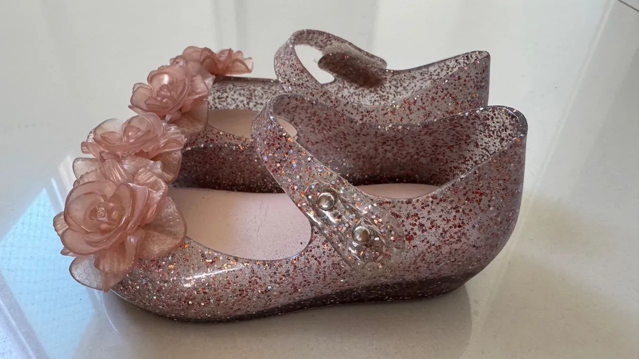 Sandálias mini Melissa Baby Glitter Rosa com Flores - Foto 4