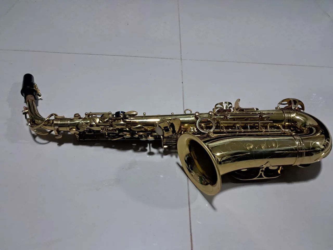Sax Saxofone Mib Dourado  - Foto 4