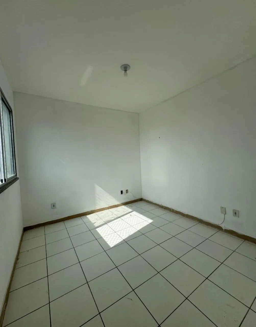 Alugo apartamento 750$