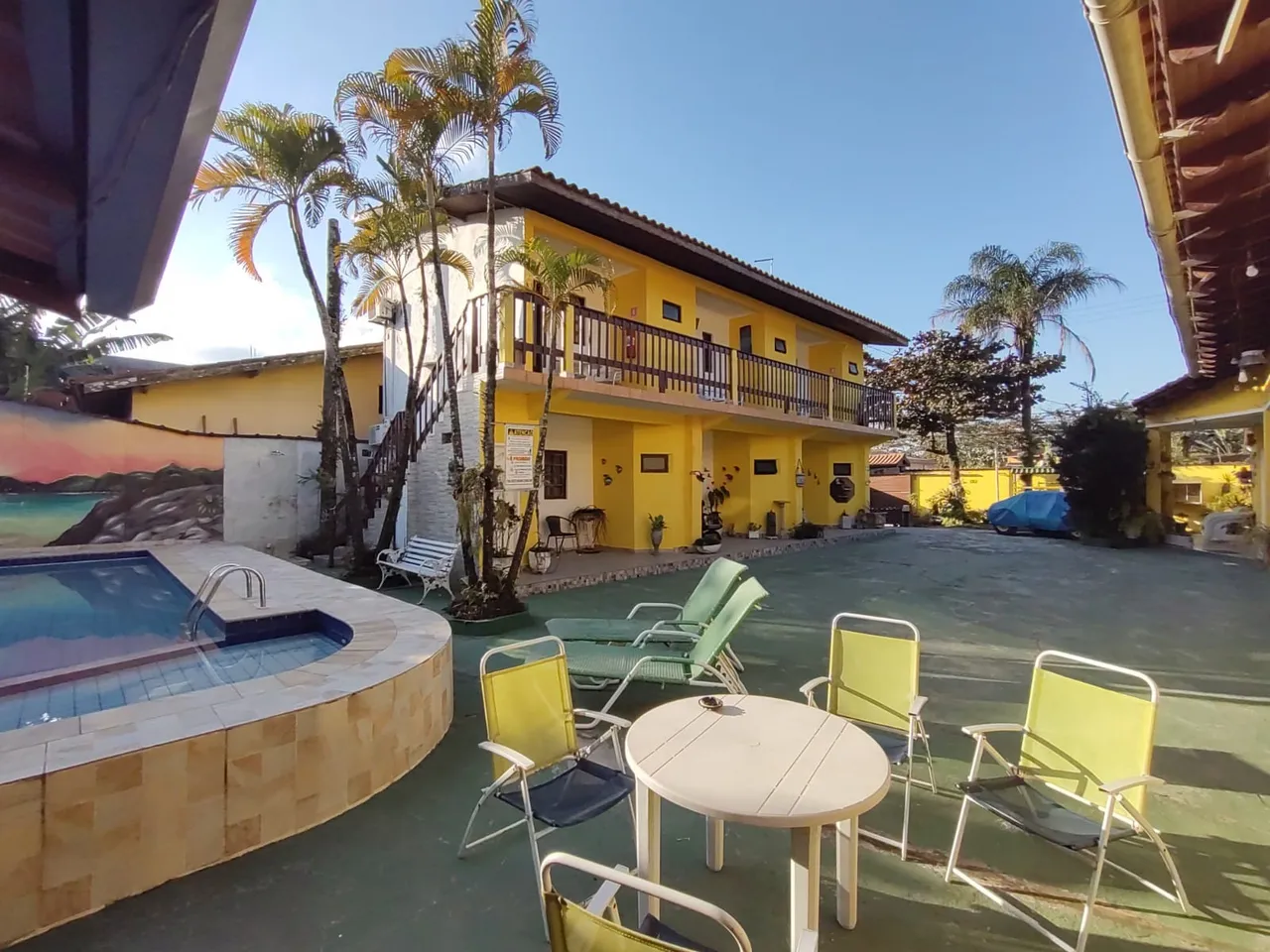 Hotel/Motel/Pousada para venda Enseada Guaruja tem 720 m quadrados com 12 suítes, piscina