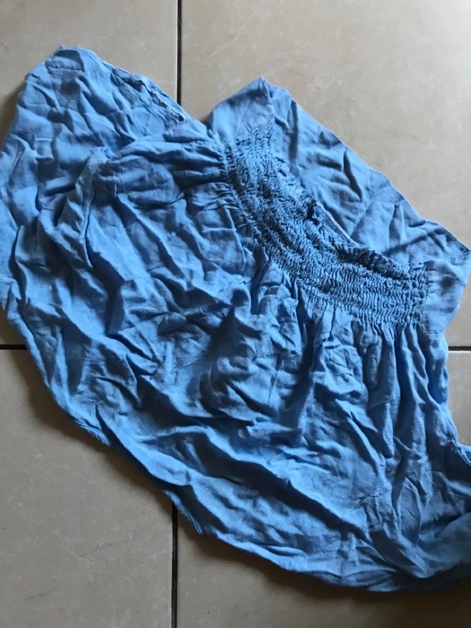 Blusa de tecido leve azul - Foto 4