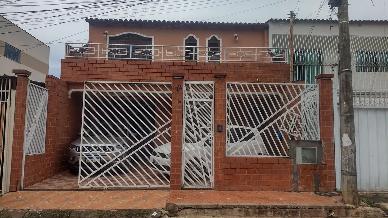 VENDO ACEITA FINANCIAMENTO FGTS EXCELENTE SOBRADO NA ,122, de samambaia sul 