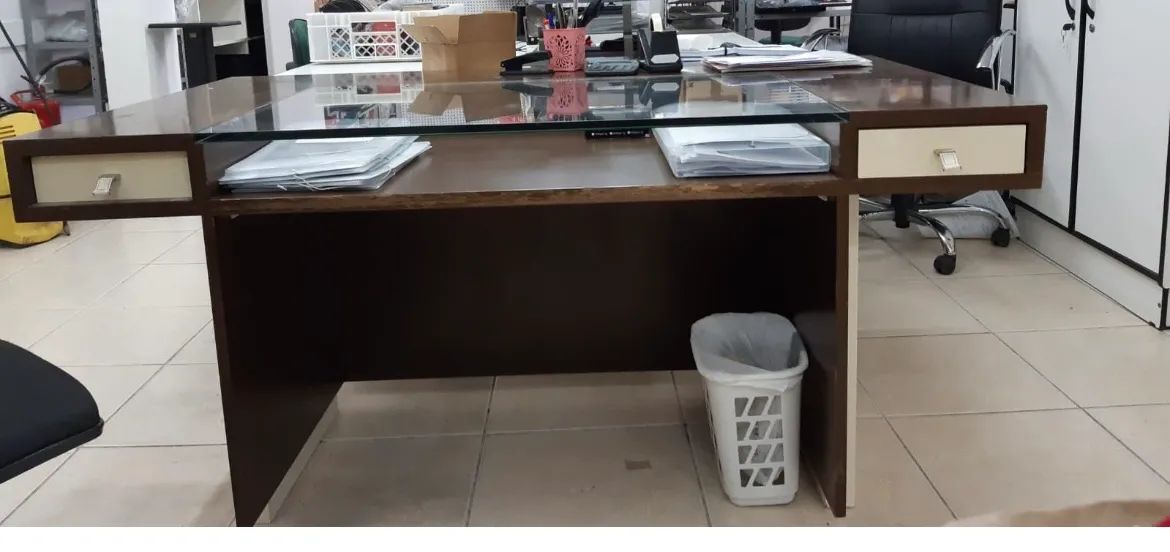 Mesa de madeira64717215430914121