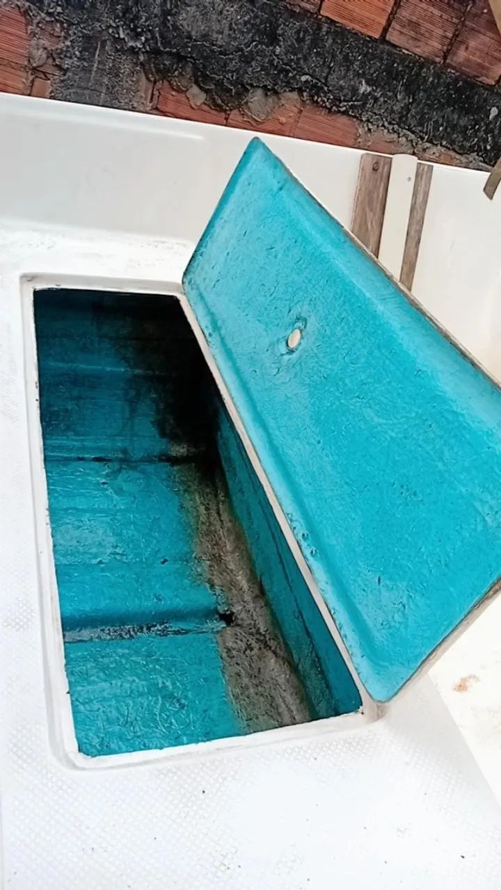 Lancha Rápida, 5 Metros, casco duplo, com capota e âncora. - Foto 6