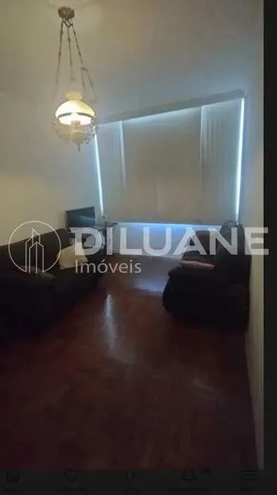 Apartamento : Padrão / Residencial / Centro