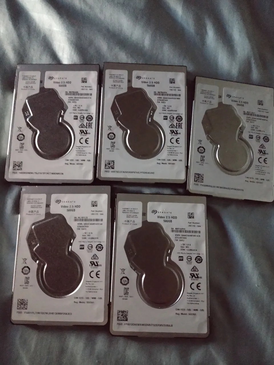 R$ 310 lote c/ 5 HDs Seagate 2.5" 500GB - Ideal para notebooks e videogames