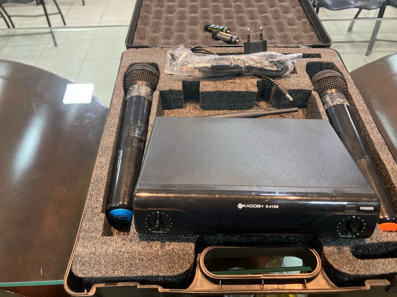 Microfone sem Fio Kadosh modelo K-412 M