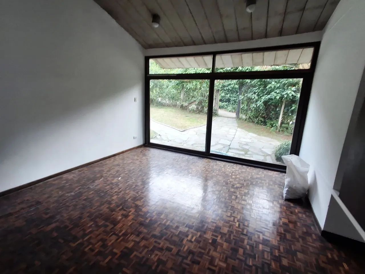 Linda Casa Moderna - Aluguel - 332m² - Chácara Eliana - Cotia\SP - Foto 4