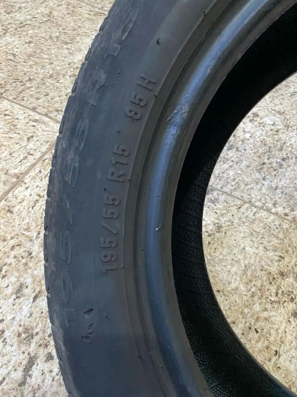 Pneu 195/55  aro 15 Pirelli  - Foto 3