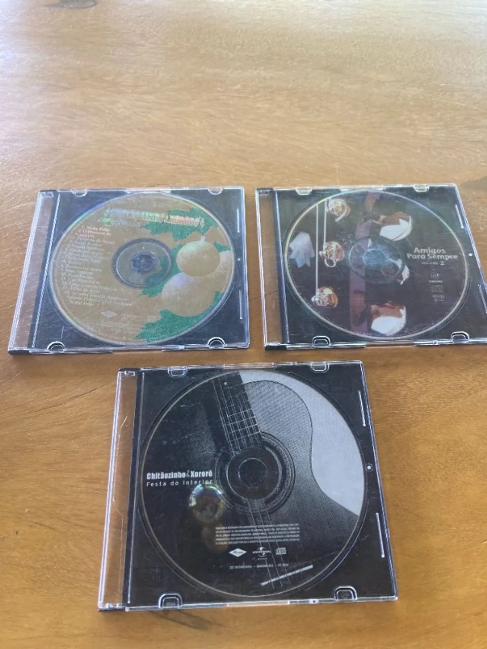 Chitãozinho e Xororó e Amigos - Lote c/ 2 CDS + BRINDE - Foto 3