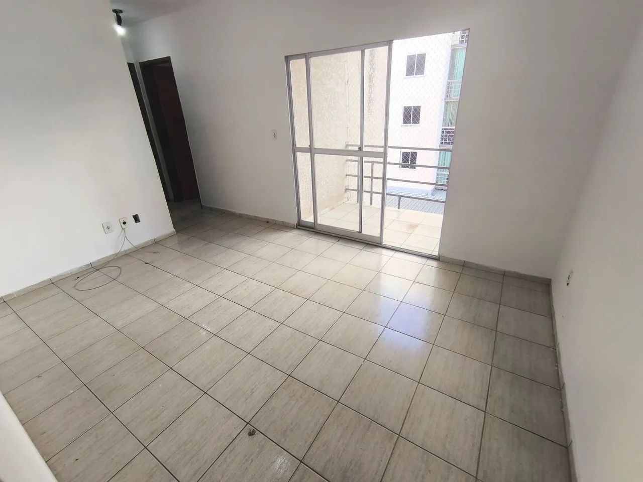 Imóvel para aluguel tem 56 metros quadrados com 2 quartos - Foto 2