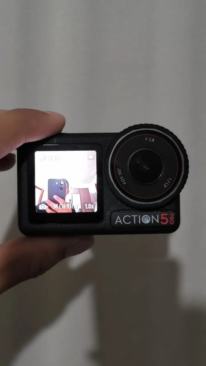 Câmera de ação DJI Osmo Action 5 Pro