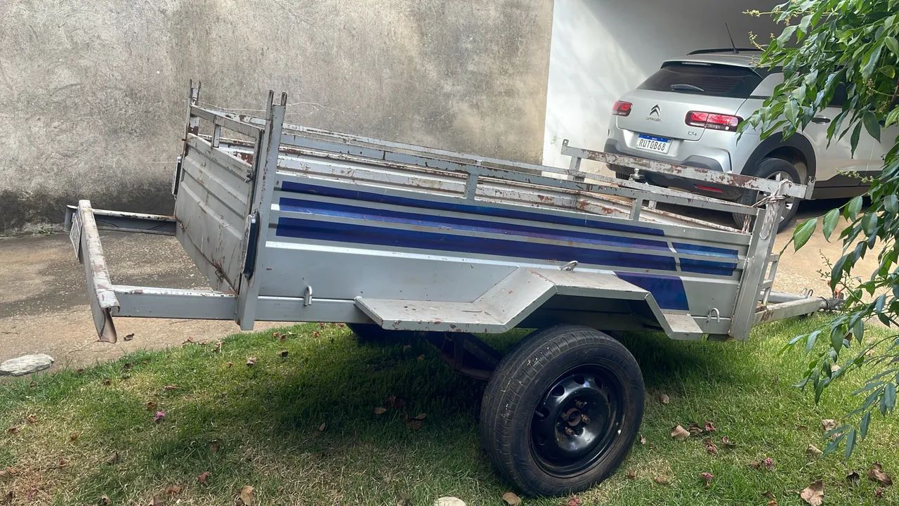 Carretinha em otimo estado  assoalho novo . Por apenas 3.500 - Foto 2