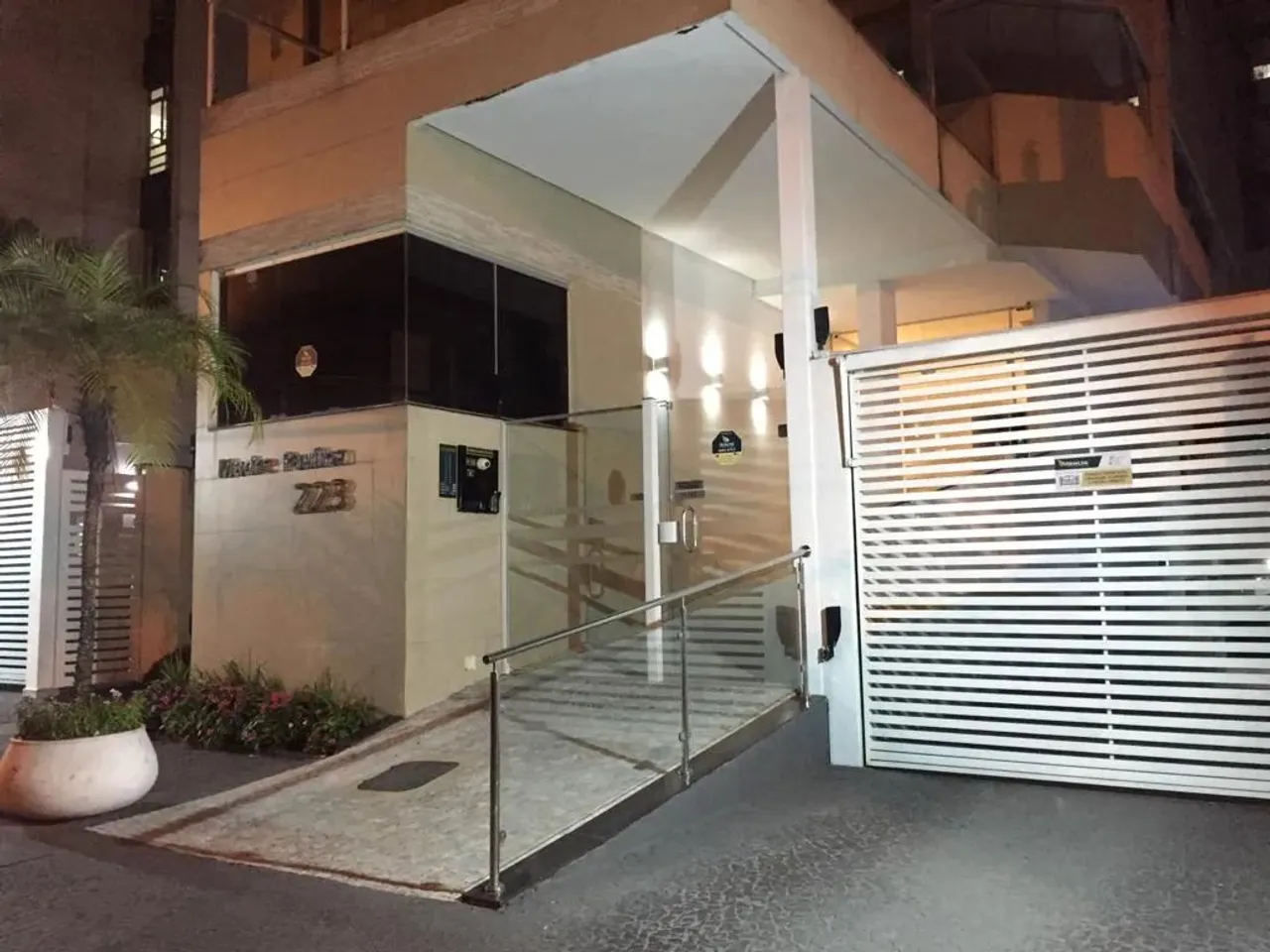 Apartamento 3 quartos 1 suite 106m2 dependencia empregada armarios poucos metros lago das