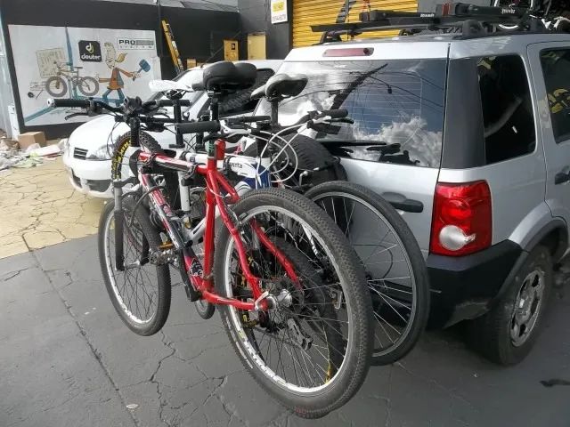 Transbike/Suporte fixo no estepe para até 3 bicicletas Novo - Foto 2