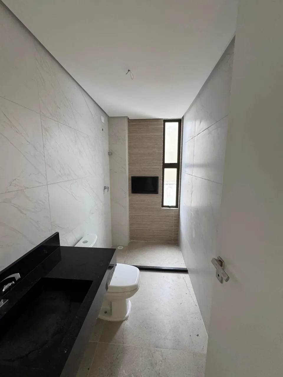 Casa quatro quartos com 300 metros em Marechal Deodoro-AL