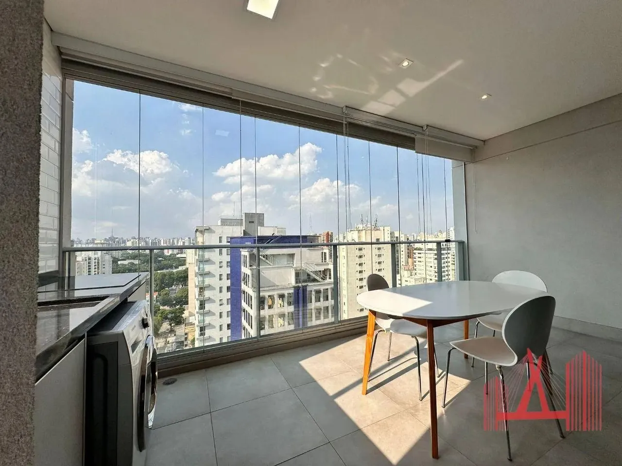 Apartamento Stúdio MOBILIADO para locação com 1 dormitório, 1 vaga de garagem, com 45 m² -