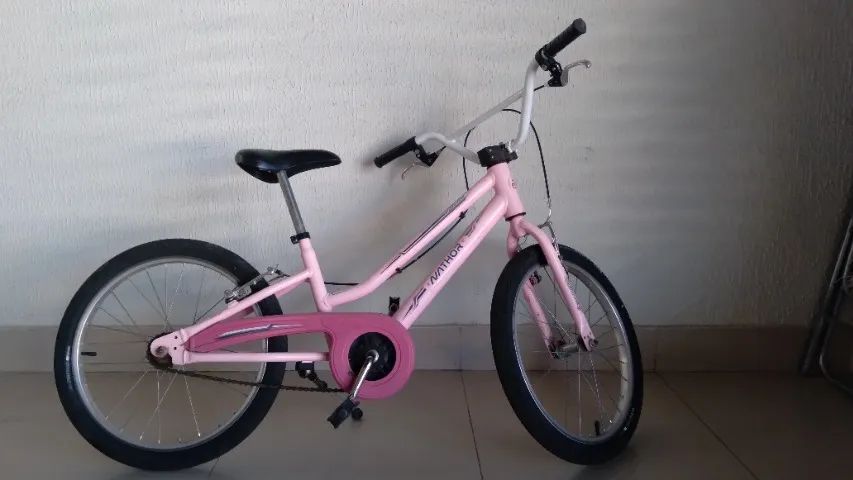 Bicicleta Nathor, aro 20, cor de rosa, em bom estado de conservação. - Foto 4