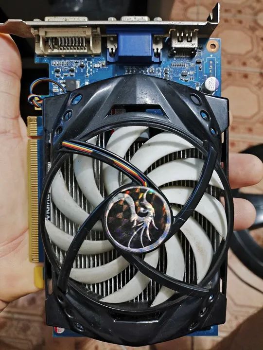 Placa de Vídeo GeForce GT 240 512mb 128bits HDMI PCI-e 2.0