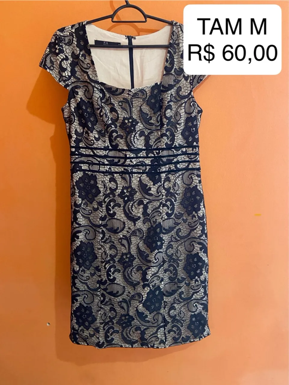 Vestidos Sociais com Design Elegante