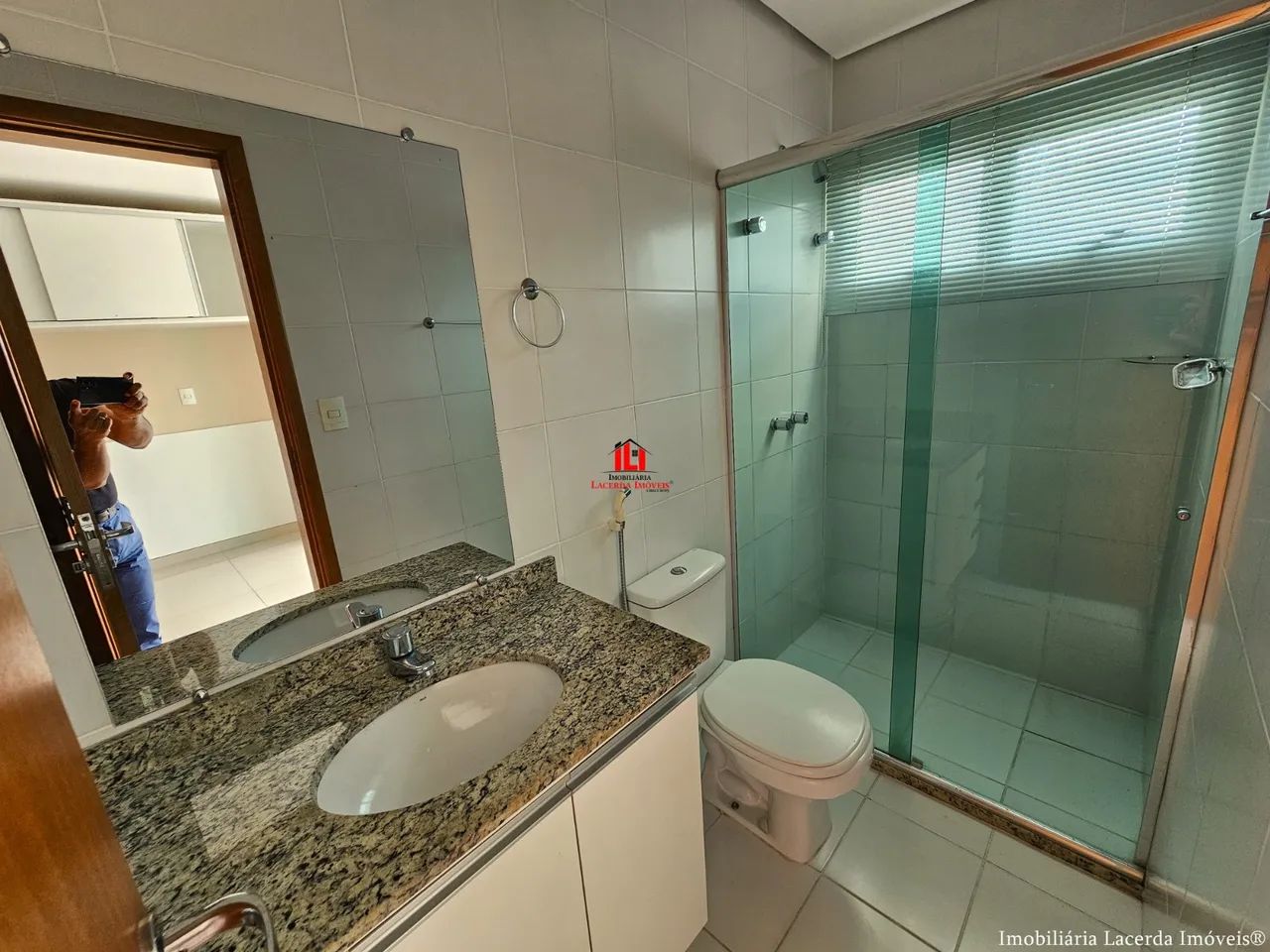 Casa Duplex  no Reserva das Flores com 3 Suítes Semimobiliada, todas com varanda - Foto 2