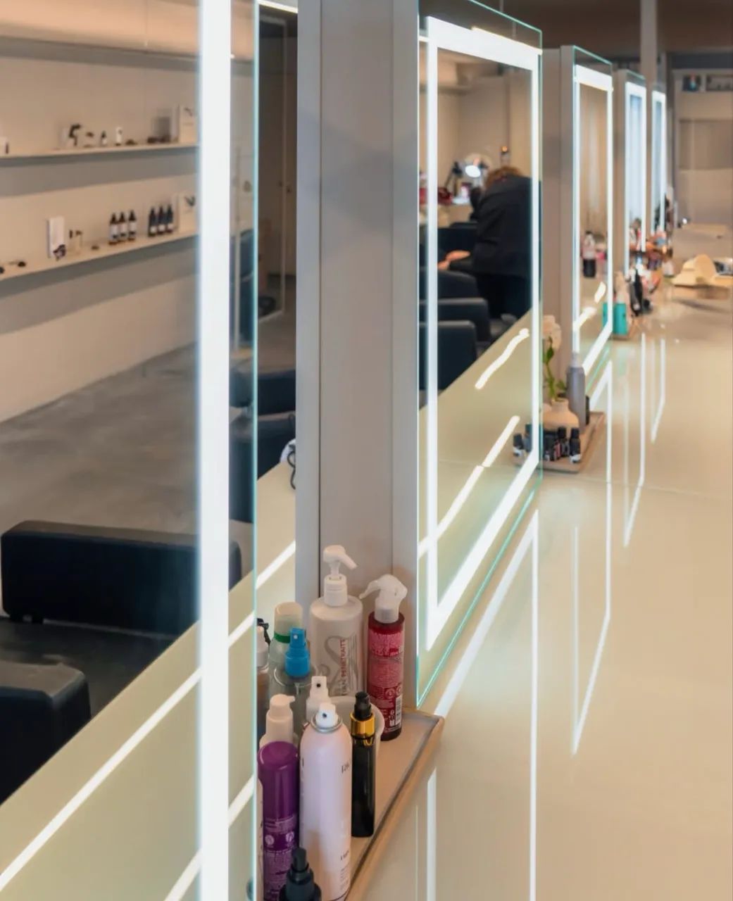 ESPELHO QUADRADO COM LED EMBUTIDO