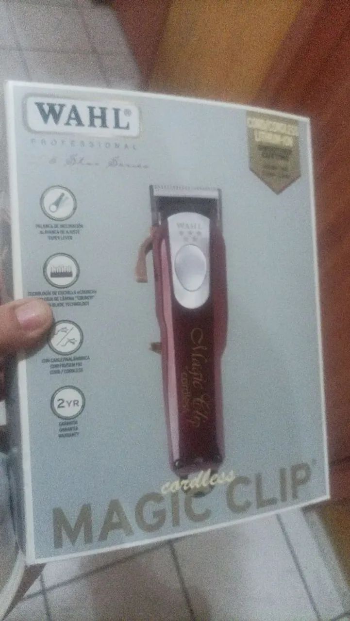 Máquina de Cortar Cabelo Wahl Magic Clip Cordless