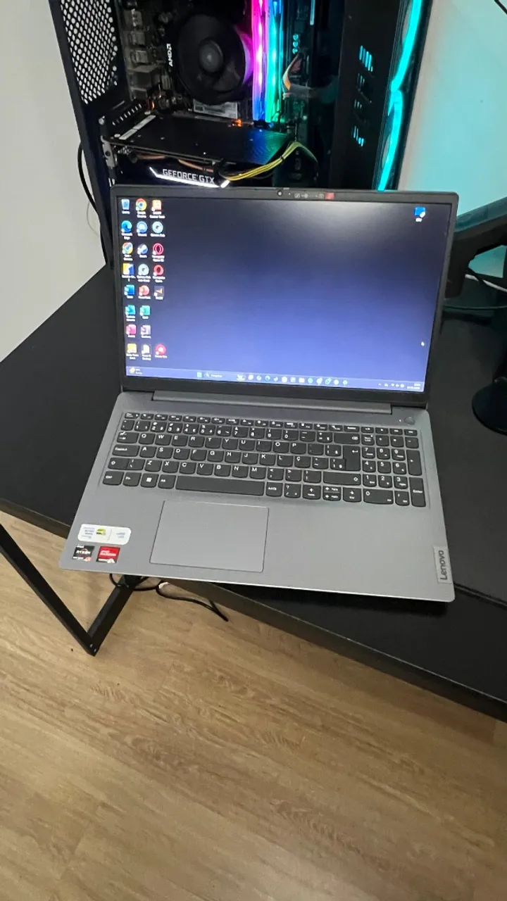 Notebook - AMD Ryzen 5 5500U with Radeon Graphics